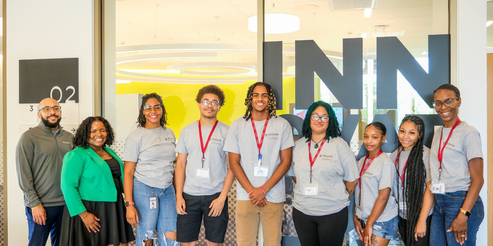 Group of NCCU CEED students with mentors and director