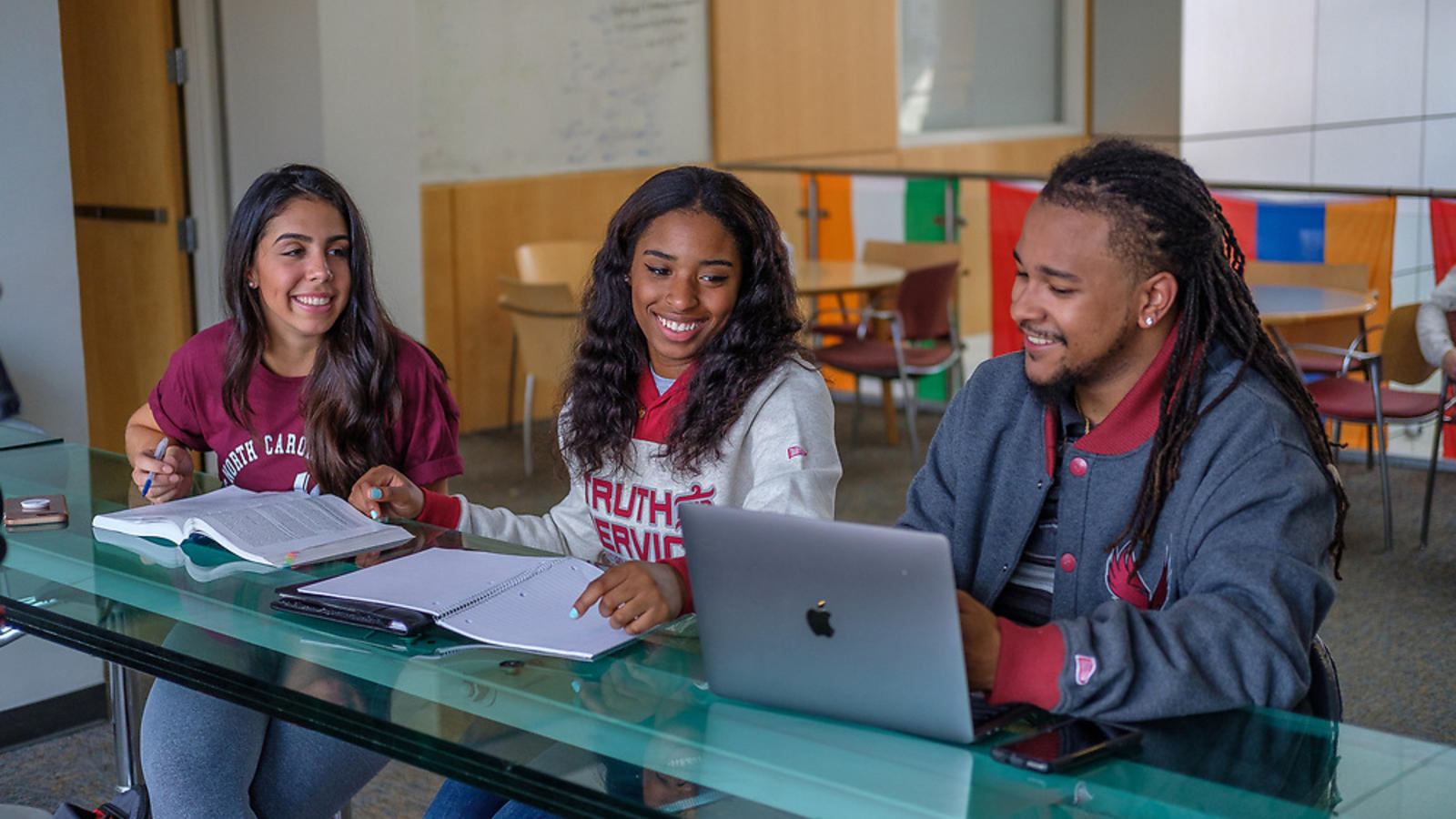 NCCU Ends 2021 Offering Students Approximately $8 Million in Aid | North  Carolina Central University