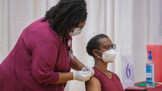 Dr Seronda Robinson Vaccine Clinic
